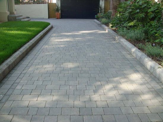 How To Clean Block Paving - Driveway Cleaning & Roof Cleaning ...